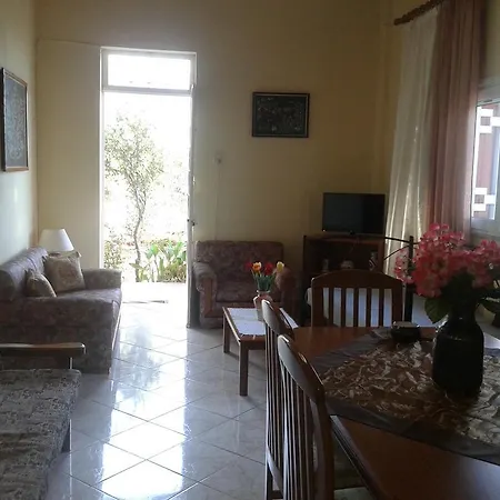 Gramvousa's Filoxenia Apartment